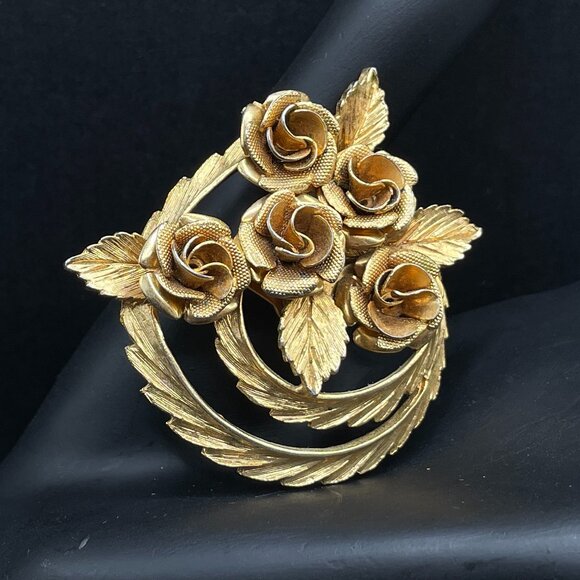 Vintage Coro Signed Rose Flower Brooch Shiny Gold-Tone Pin Jewelry Bling Texture - Picture 1 of 10